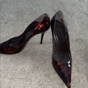 Stuart Weitzman size 8 heels